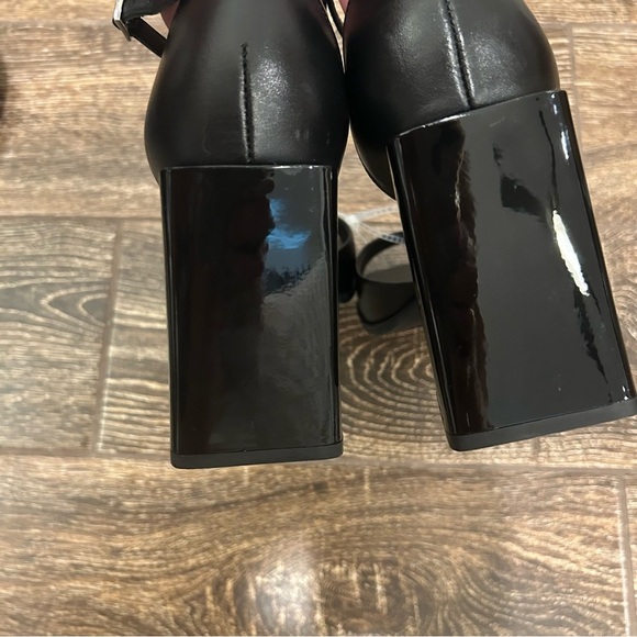 NWOT GB By GIANNI BINI Block Heel Sandals - Picture 5 of 10